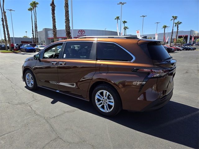 2024 Toyota Sienna XLE