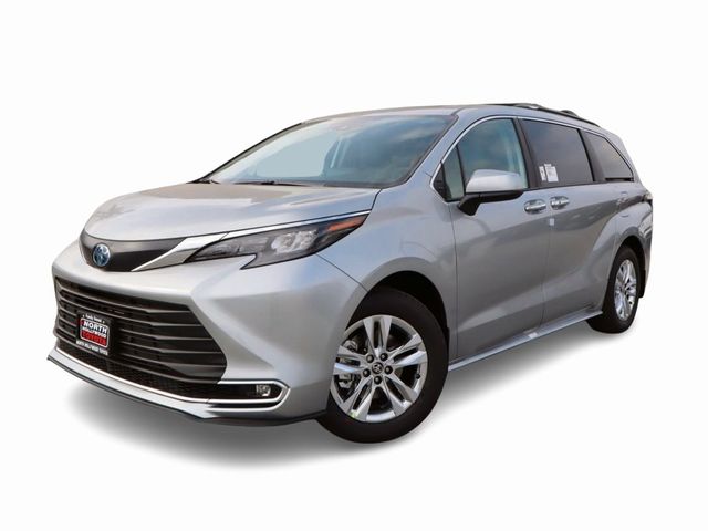 2024 Toyota Sienna XLE