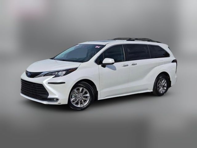 2024 Toyota Sienna XLE