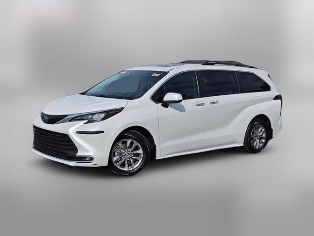 2024 Toyota Sienna XLE