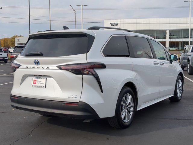 2024 Toyota Sienna XLE