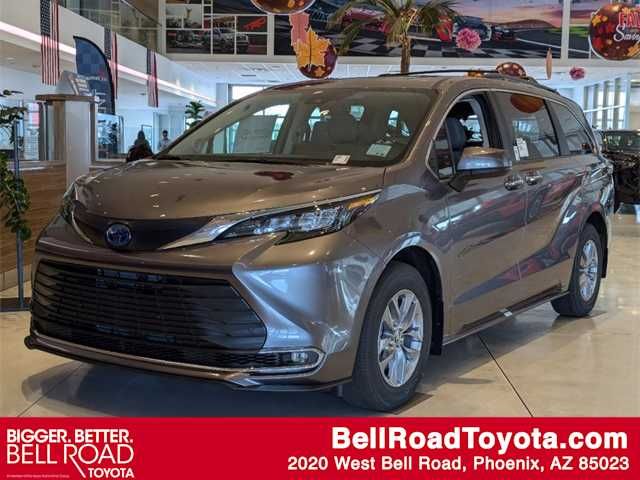 2024 Toyota Sienna XLE