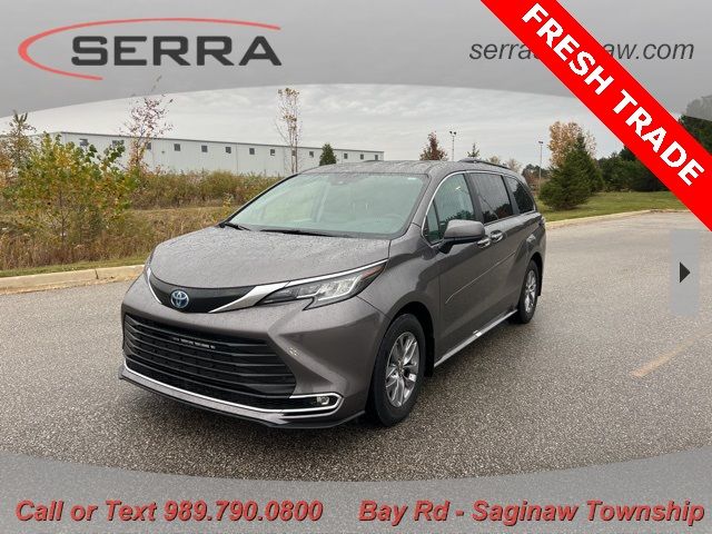 2024 Toyota Sienna XLE