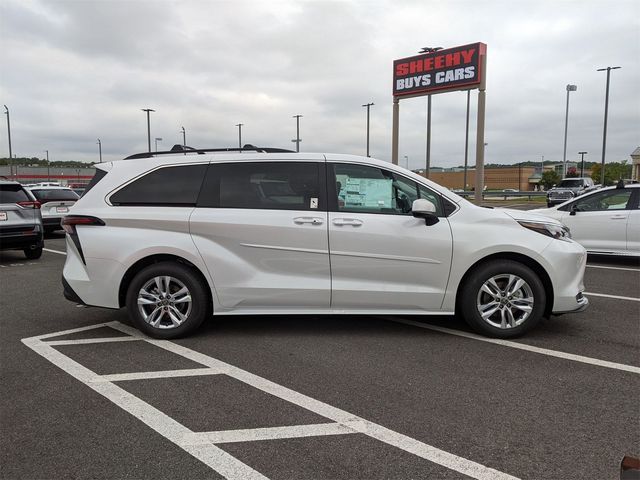 2024 Toyota Sienna XLE