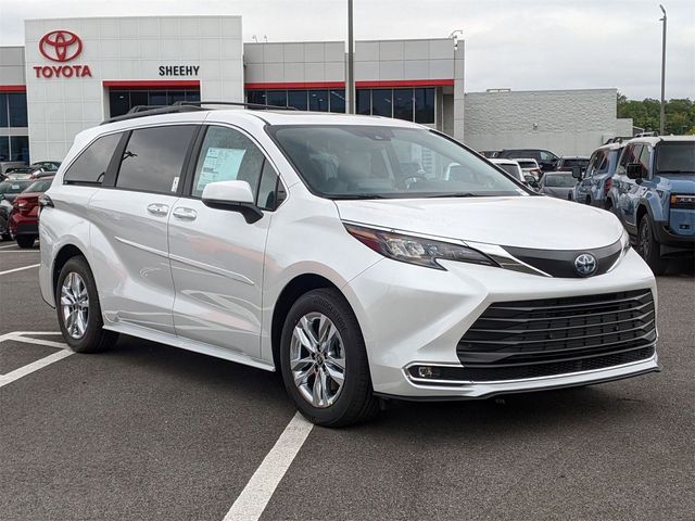 2024 Toyota Sienna XLE