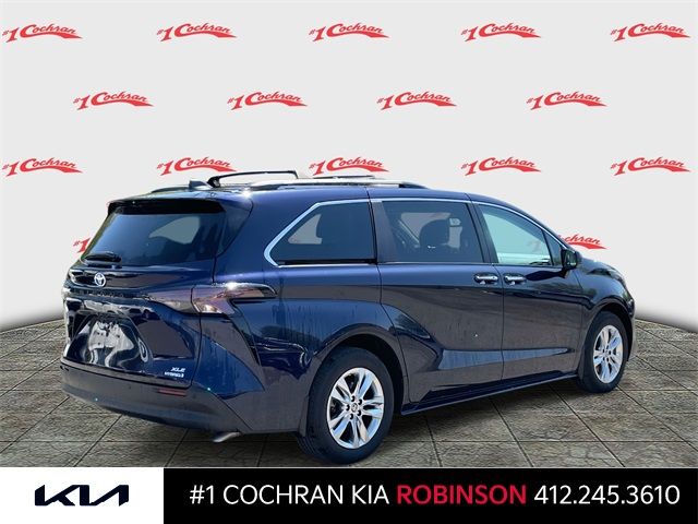 2024 Toyota Sienna XLE