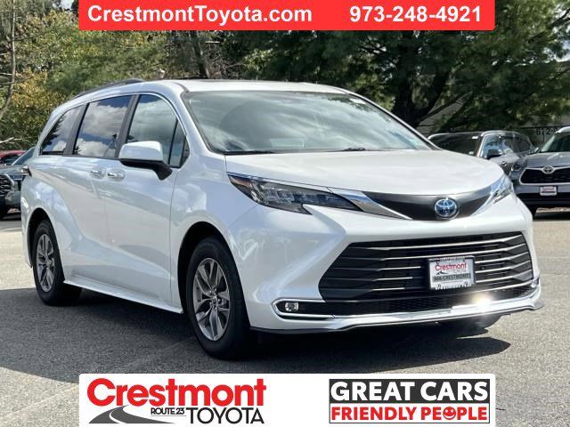 2024 Toyota Sienna XLE