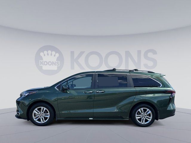 2024 Toyota Sienna XLE