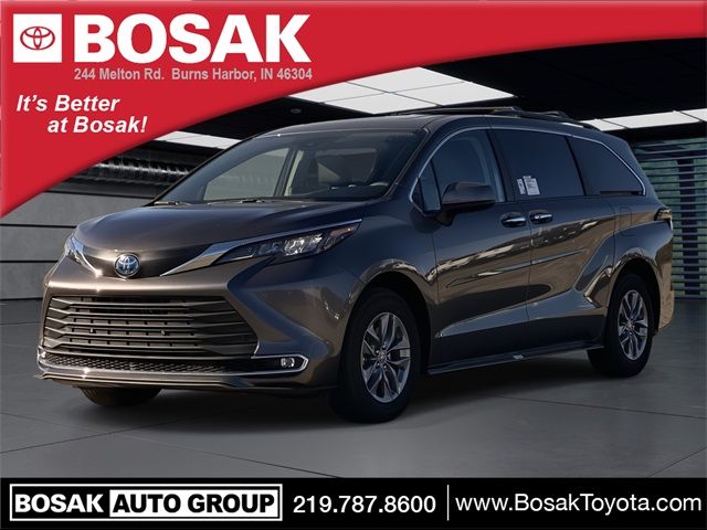 2024 Toyota Sienna XLE