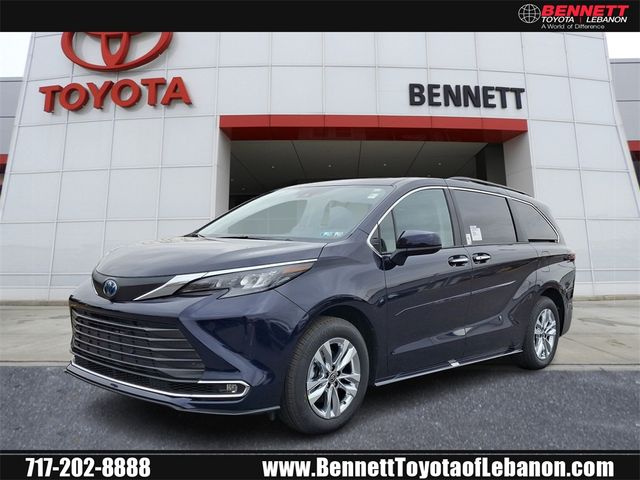 2024 Toyota Sienna XLE