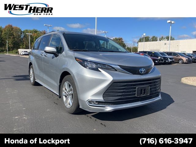 2024 Toyota Sienna XLE