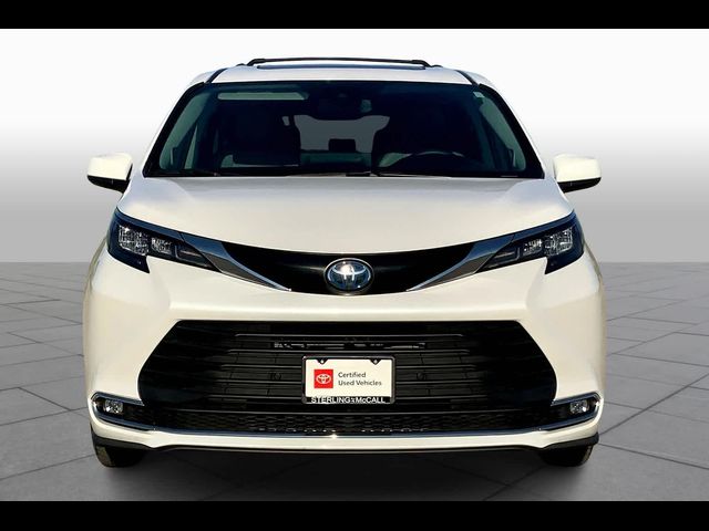 2024 Toyota Sienna XLE