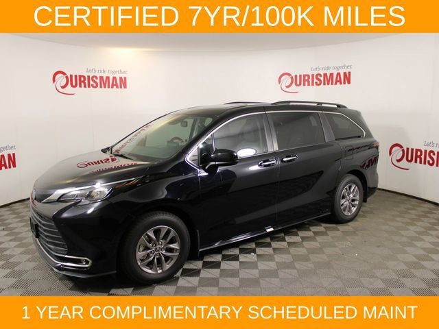 2024 Toyota Sienna XLE