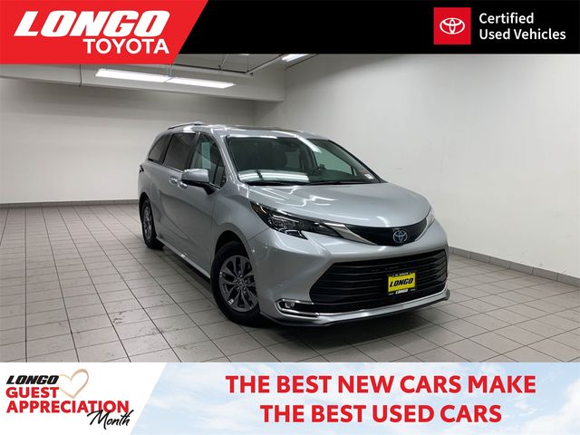 2024 Toyota Sienna XLE