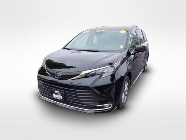 2024 Toyota Sienna XLE