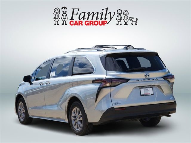 2024 Toyota Sienna XLE