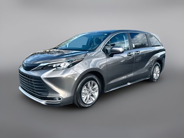 2024 Toyota Sienna XLE