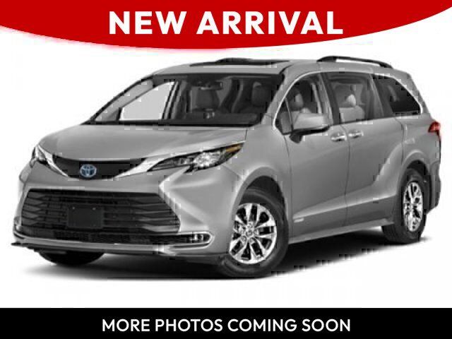 2024 Toyota Sienna XLE