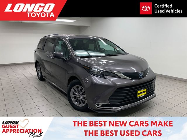 2024 Toyota Sienna XLE