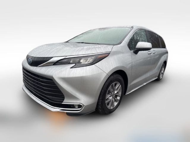 2024 Toyota Sienna XLE