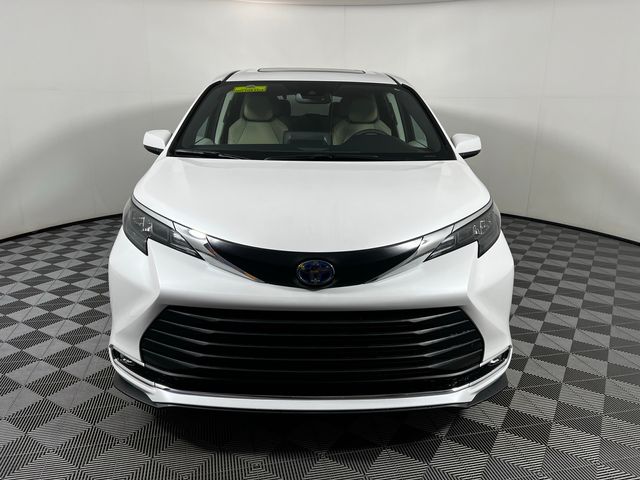 2024 Toyota Sienna XLE Autono-MaaS