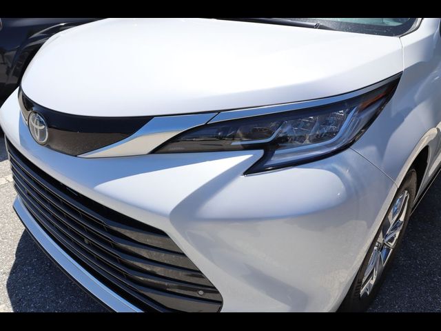 2024 Toyota Sienna XLE Autono-MaaS