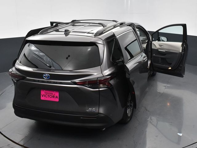 2024 Toyota Sienna XLE