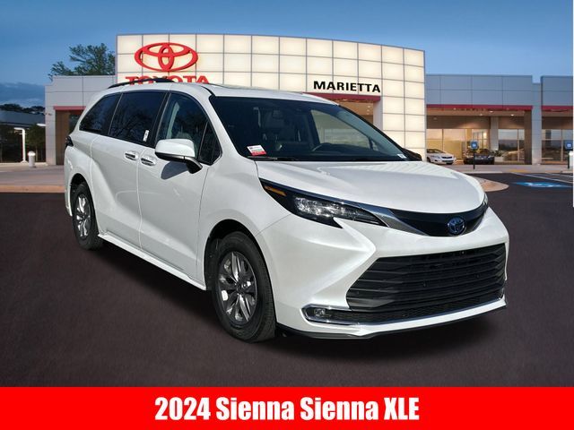 2024 Toyota Sienna XLE