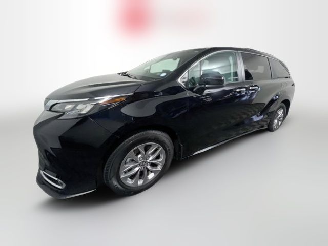 2024 Toyota Sienna XLE