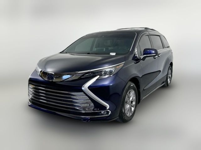 2024 Toyota Sienna XLE