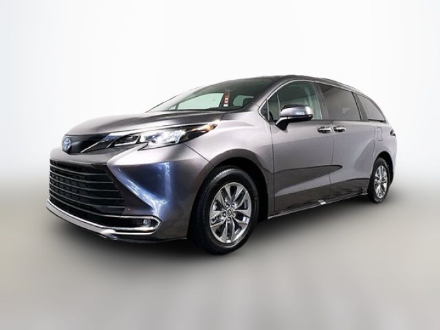 2024 Toyota Sienna XLE