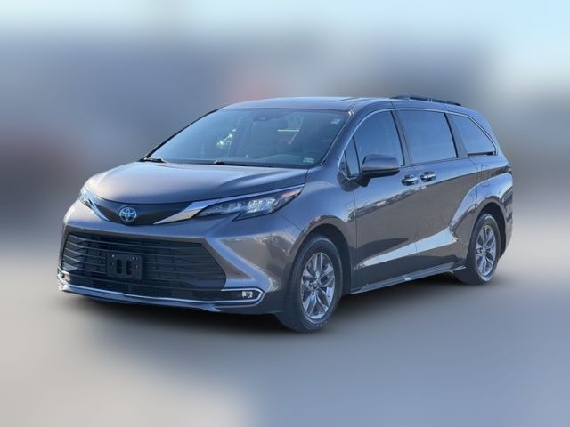 2024 Toyota Sienna XLE