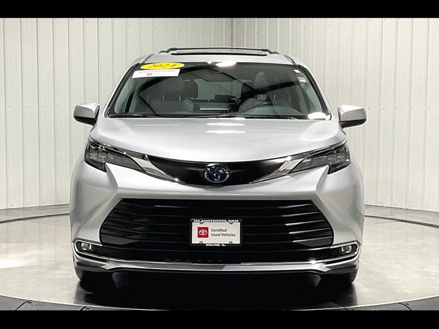 2024 Toyota Sienna XLE