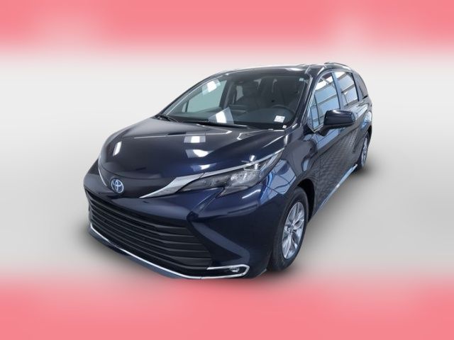 2024 Toyota Sienna XLE