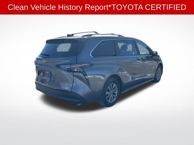 2024 Toyota Sienna XLE