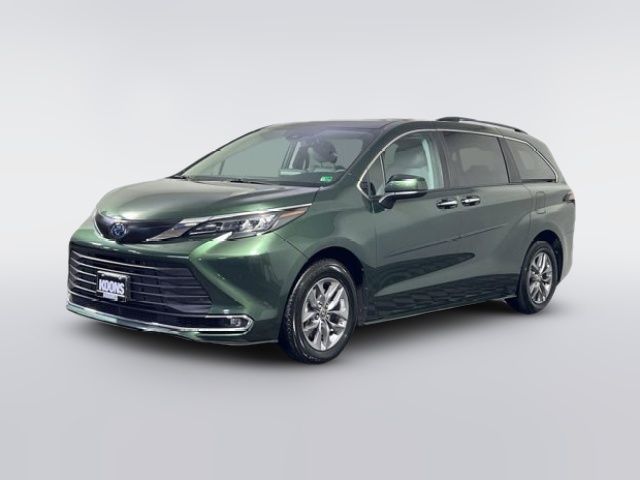 2024 Toyota Sienna XLE