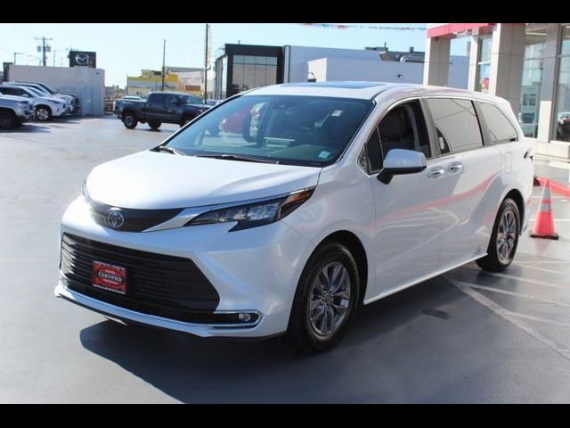 2024 Toyota Sienna XLE