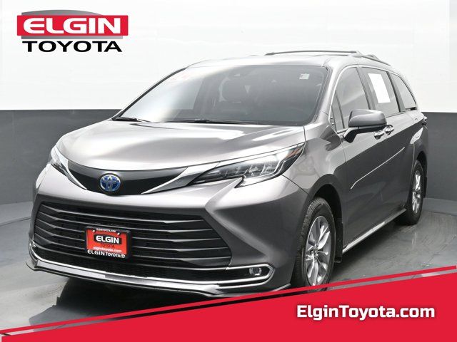 2024 Toyota Sienna XLE