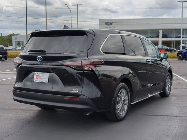 2024 Toyota Sienna XLE