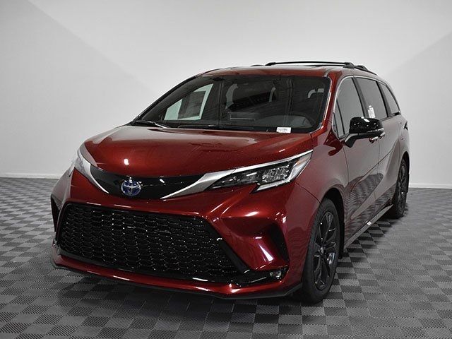 2024 Toyota Sienna XSE