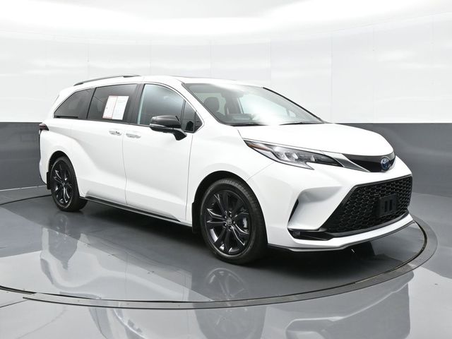 2024 Toyota Sienna XSE