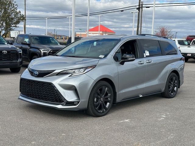 2024 Toyota Sienna XSE