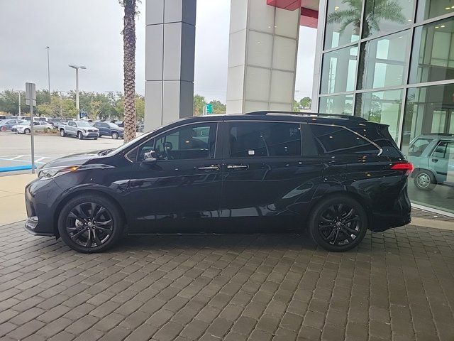 2024 Toyota Sienna XSE