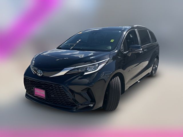 2024 Toyota Sienna XSE