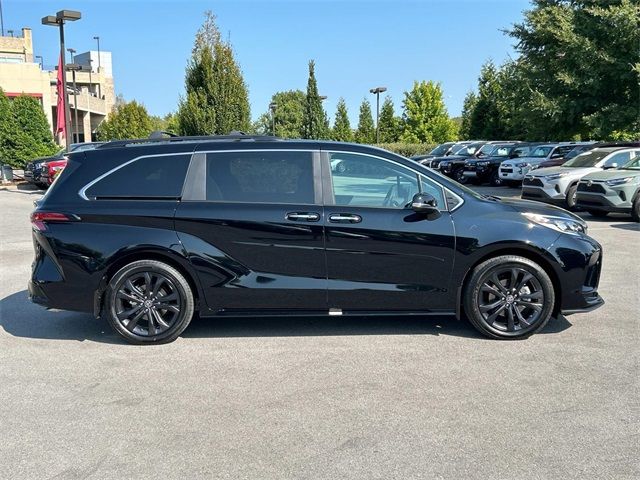 2024 Toyota Sienna XSE