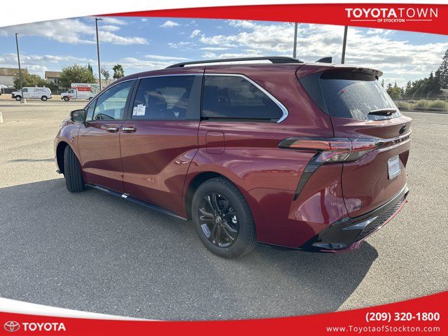 2024 Toyota Sienna XSE