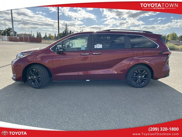 2024 Toyota Sienna XSE