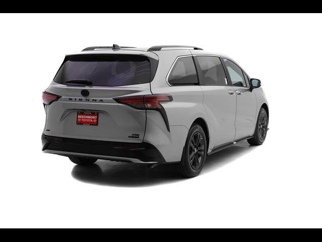 2024 Toyota Sienna XSE