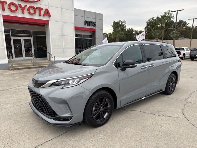 2024 Toyota Sienna XSE