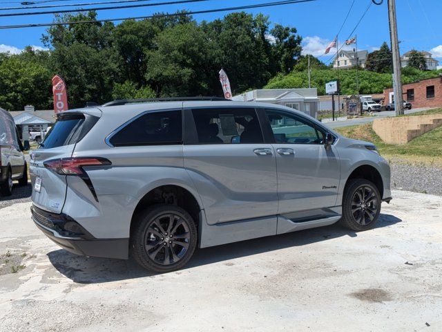 2024 Toyota Sienna XSE